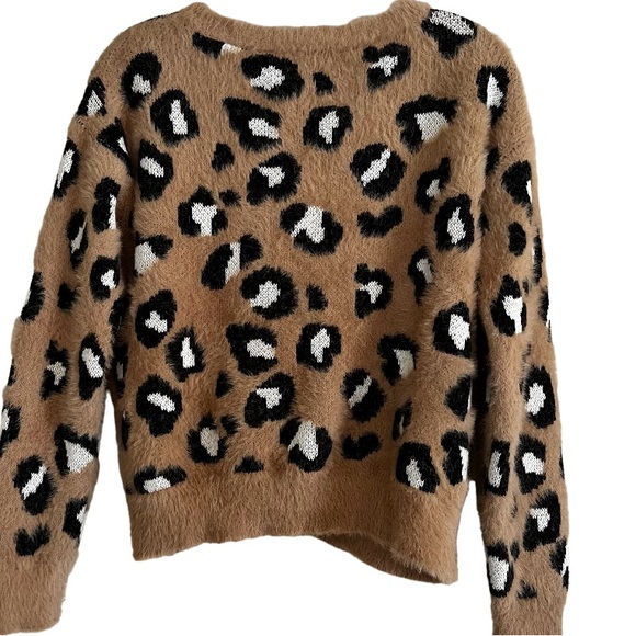 Express soft long sleeve pullover leopard cheetah sweater top Mohair look S - M - Picture 5 of 7